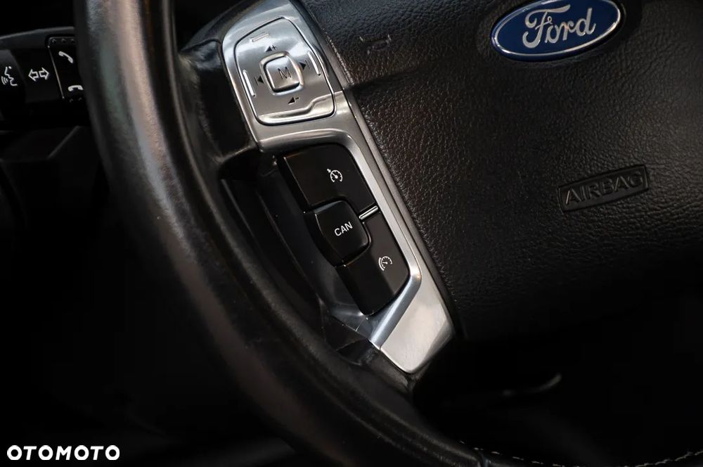Ford S-Max - 23