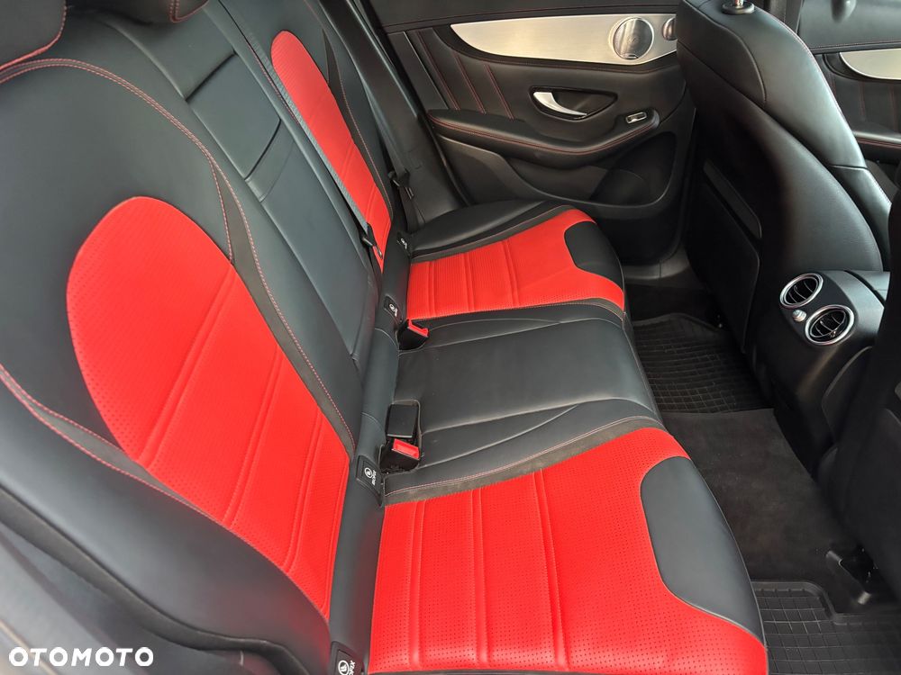 Mercedes-Benz GLC AMG 63 4Matic+ AMG Speedshift MCT - 18