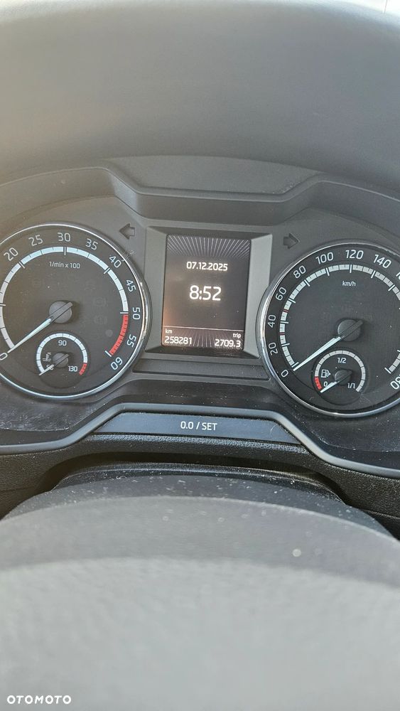 Skoda Octavia 2.0 TDI 4x4 RS Challenge DSG - 36