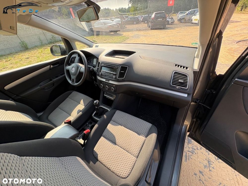 Volkswagen Sharan 2.0 TDI Highline - 16
