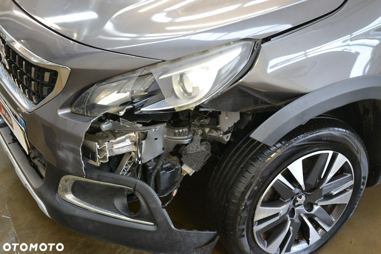 Peugeot 2008 - 11