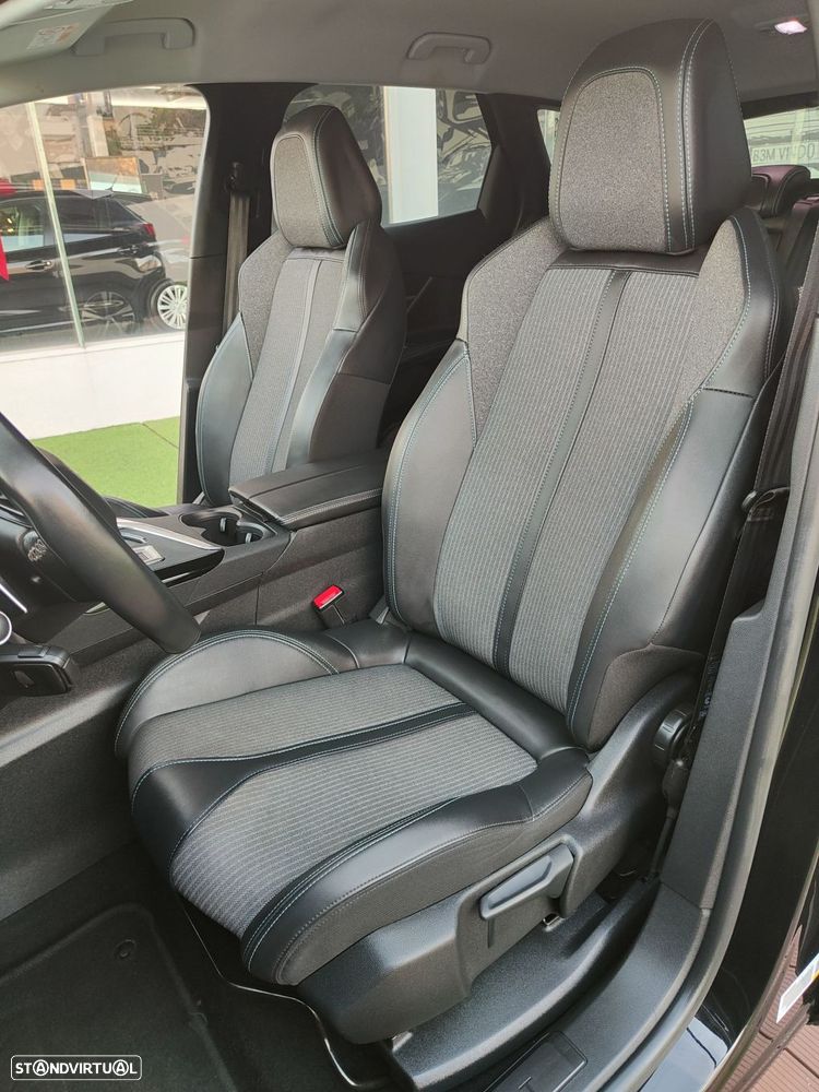 Peugeot 3008 1.6 Hybrid Allure e-EAT8 - 24