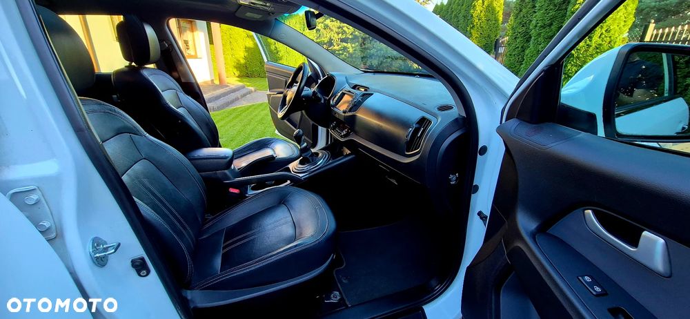 Kia Sportage 2,0 CRDI AWD Spirit - 27