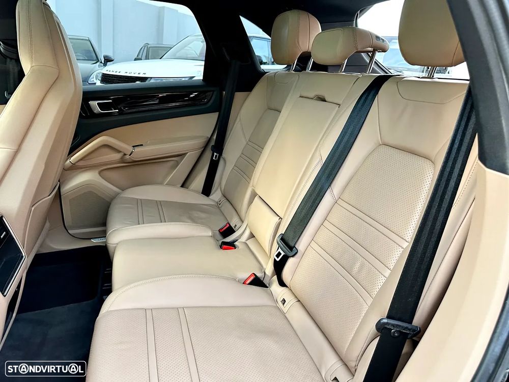 Porsche Cayenne S Tiptronic S - 36