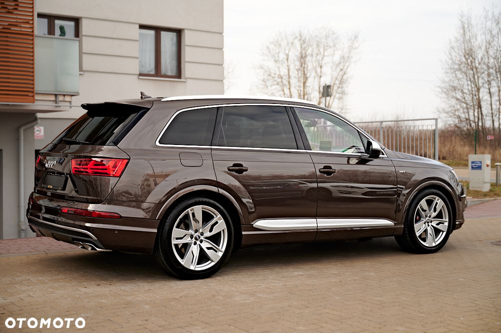 Audi SQ7 - 13