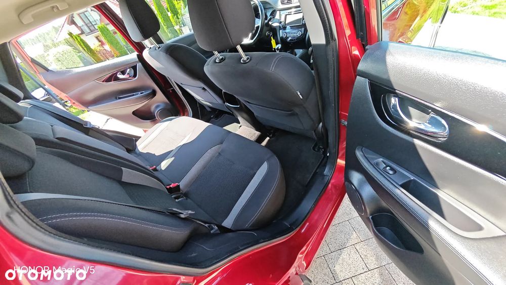 Nissan Qashqai 1.3 DIG-T Tekna - 32