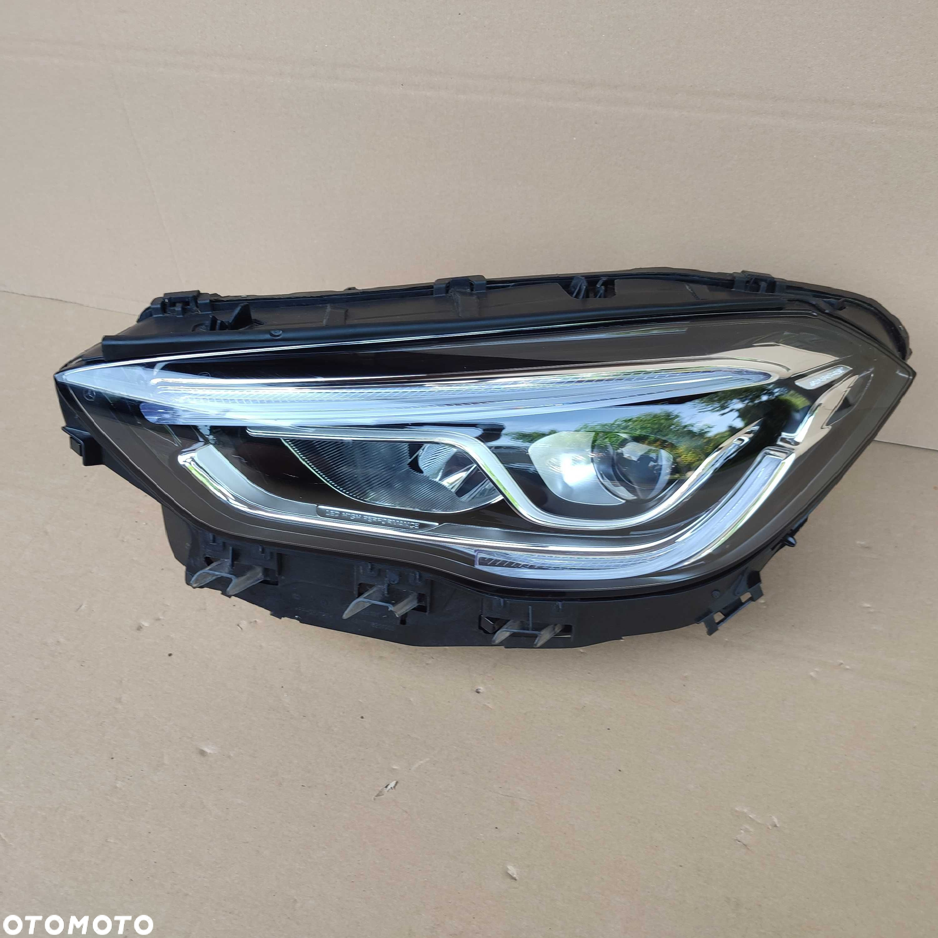 Mercedes GLA W247 lampa lewa przód przednia full led A247.906.3505 - 2