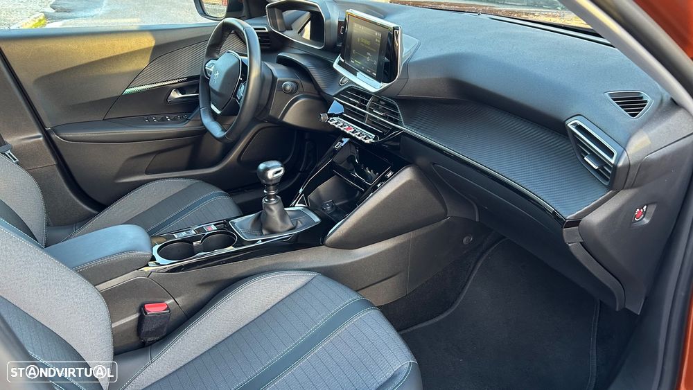 Peugeot 2008 1.2 PureTech Allure Pack - 8