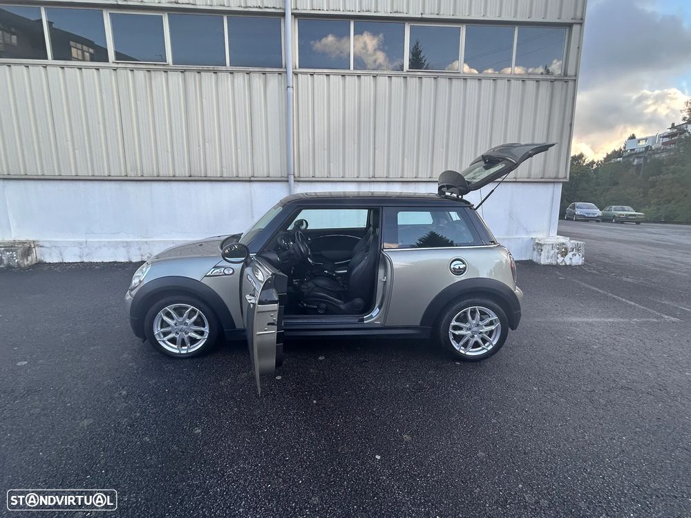 MINI 3 Portas Cooper S - 15