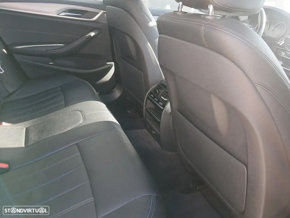 BMW 520 d Line Luxury Auto - 14