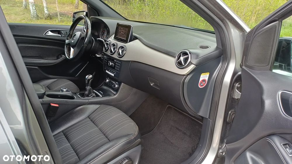 Mercedes-Benz Klasa B - 23