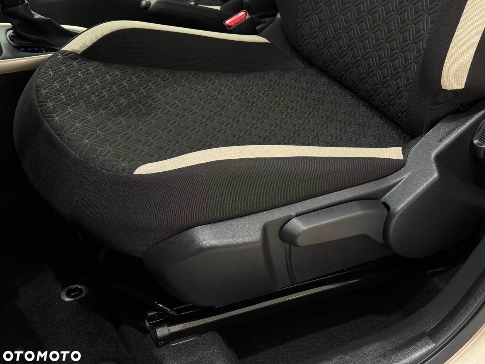 Toyota Aygo X - 11