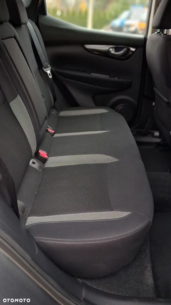 Nissan Qashqai 1.6 dCi Xtronic 360 - 9