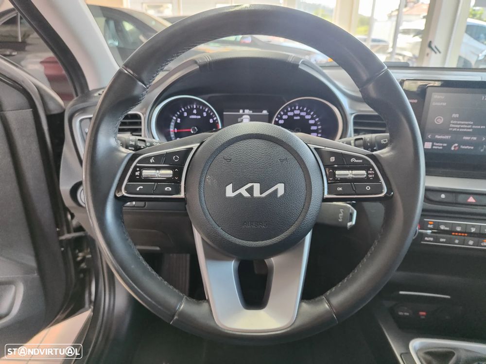 Kia XCeed 1.0 T-GDI Dynamic - 26