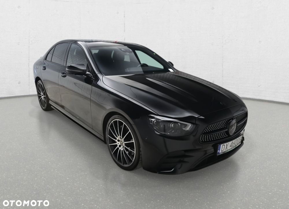 Mercedes-Benz Klasa E 220 d 4-Matic AMG/Avantgarde - 1