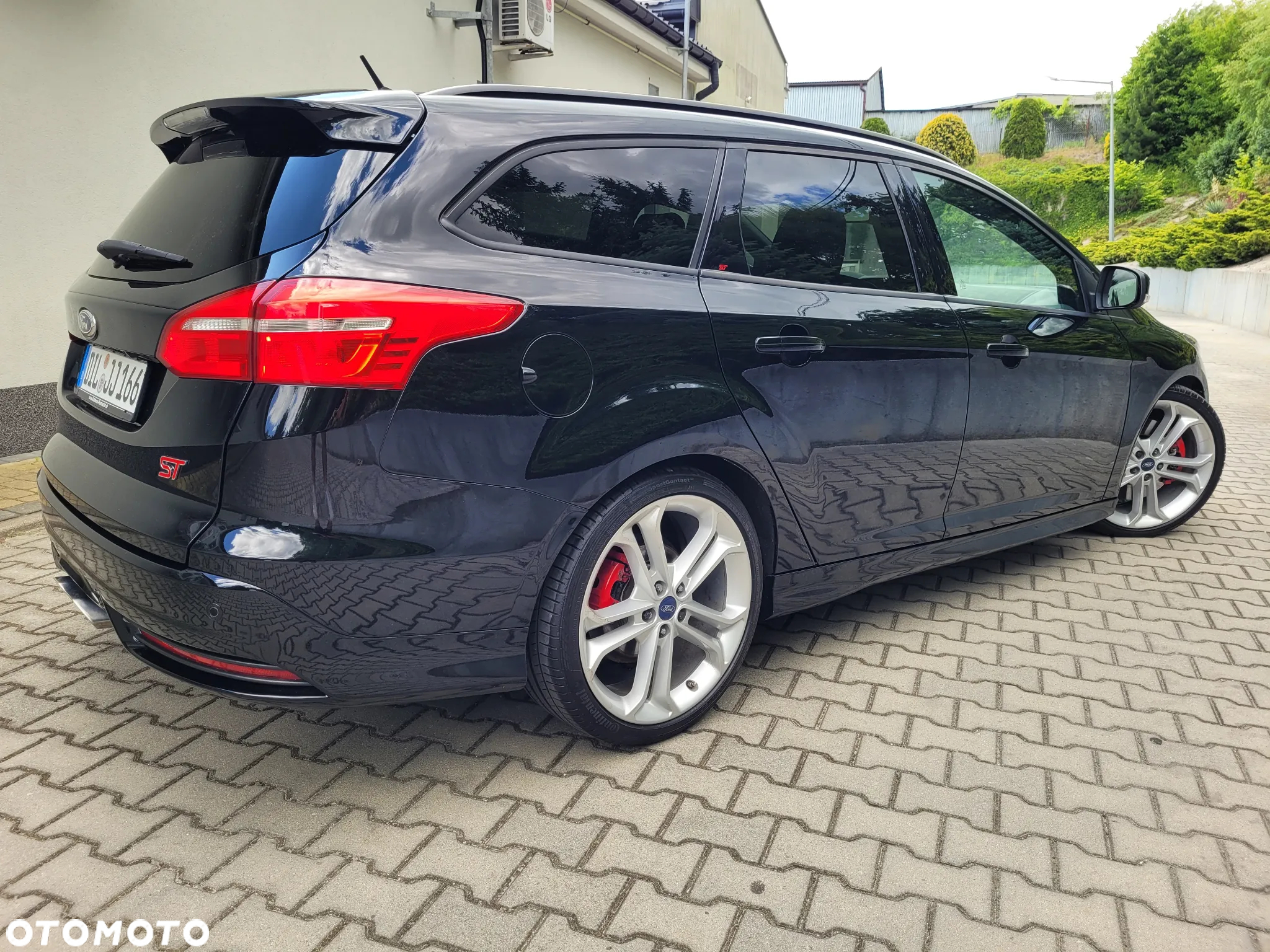 Ford Focus Turnier 2.0 TDCi ST mit Leder-Sport-Paket - 4