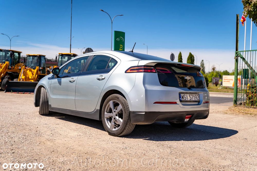 Chevrolet Volt - 10