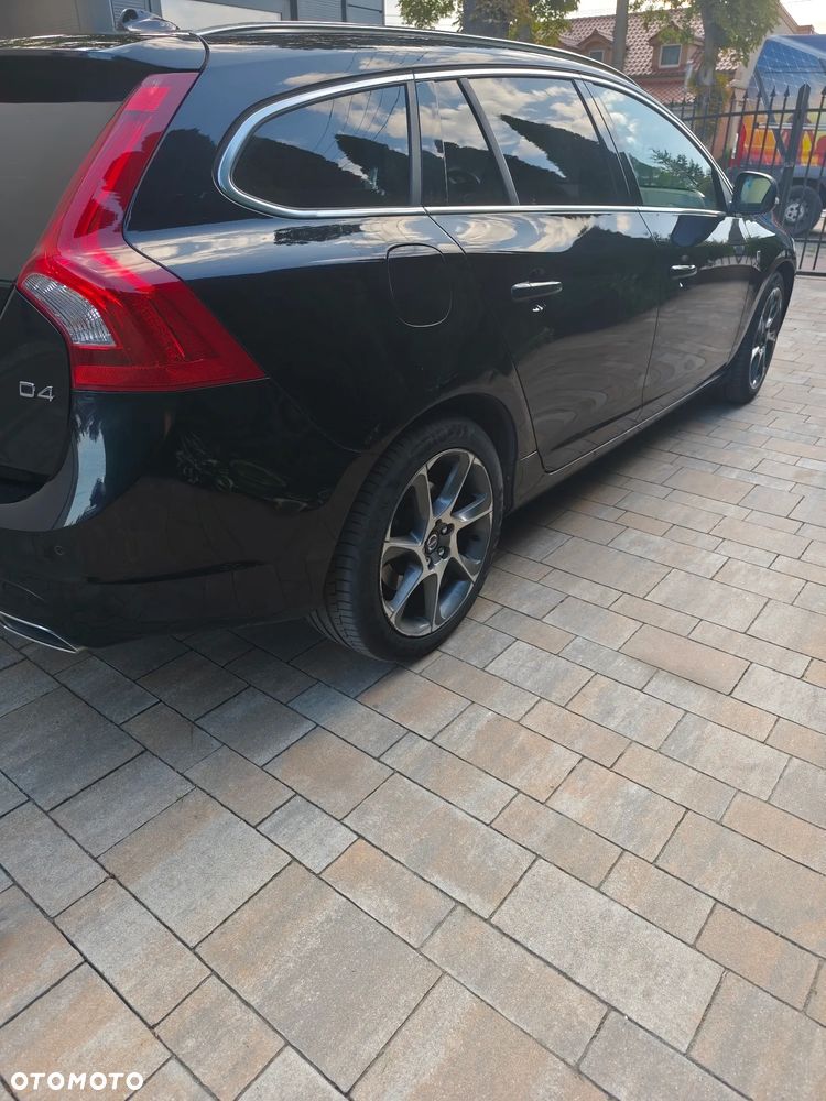 Volvo V60 D4 Drive-E Ocean Race - 6