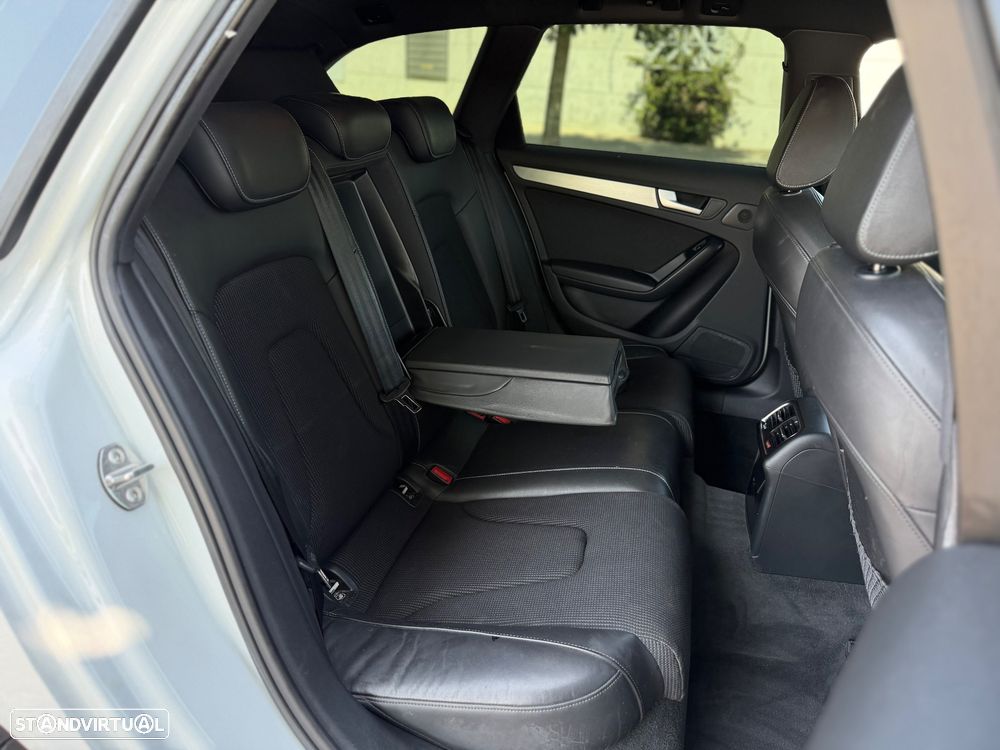 Audi A4 2.0 TDI DPF multitronic S line Sport Pack - 17