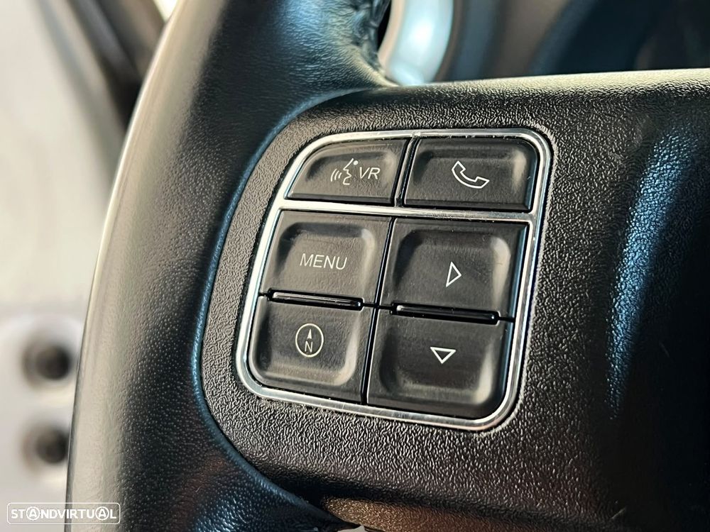 Jeep Wrangler - 16