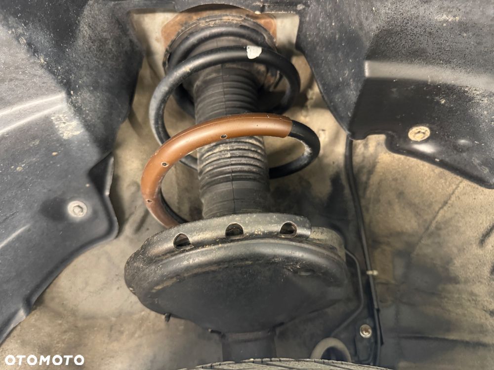 Lexus RX 300 Luxury - 23