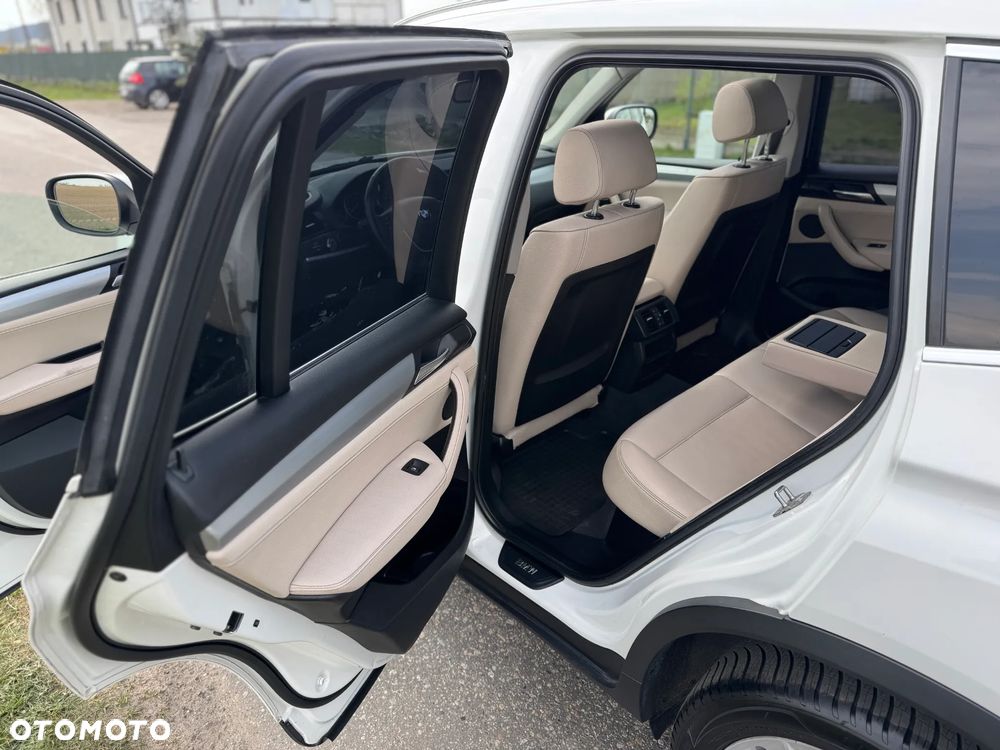 BMW X3 xDrive20d - 27