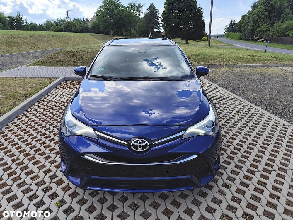 Toyota Avensis - 20