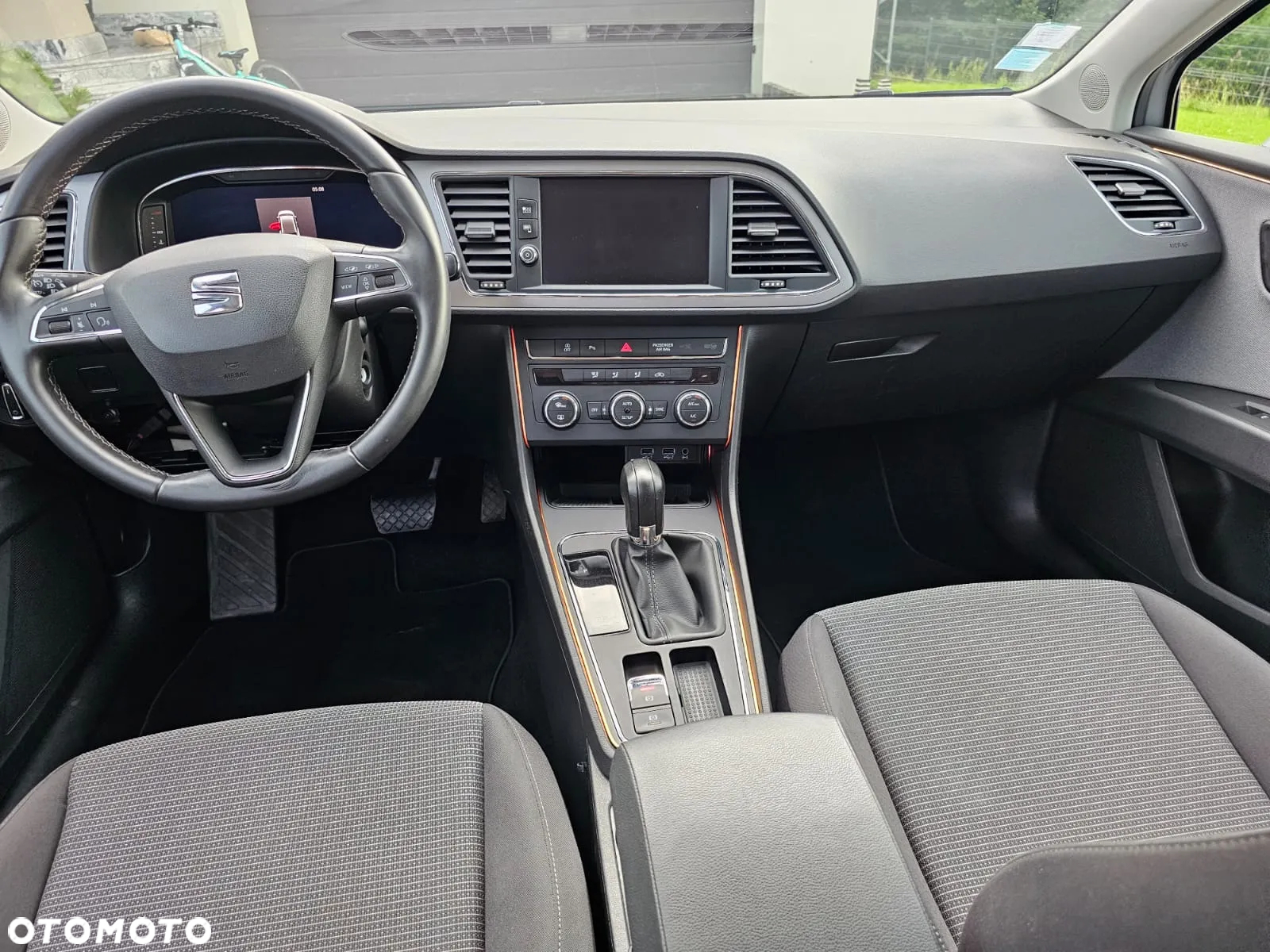 Seat Leon 1.6 TDI DSG Xcellence - 20