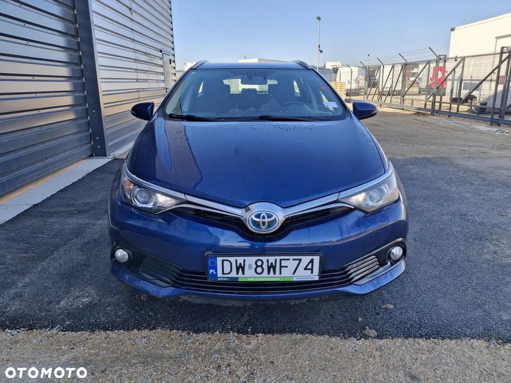 Toyota Auris Hybrid 135 Premium - 8