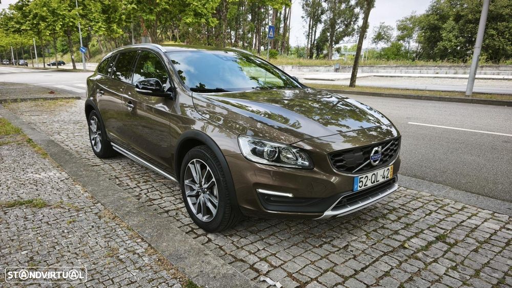 Volvo V60 Cross Country 2.0 D3 Summum Geartronic - 5