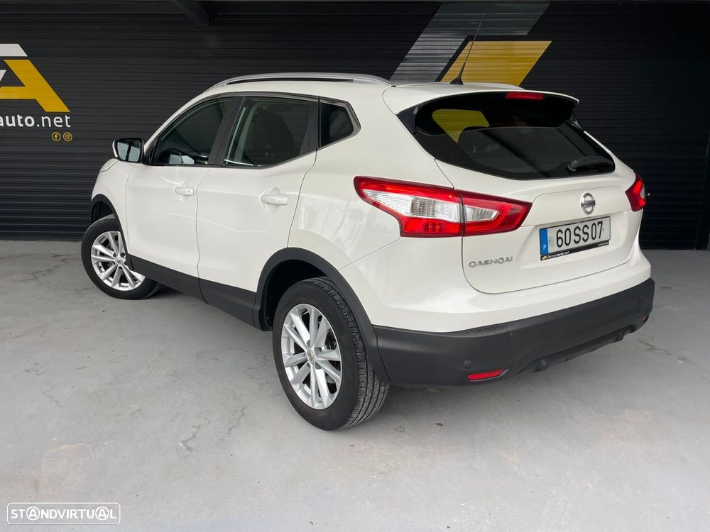 Nissan Qashqai 1.5 dCi N-Connecta - 2