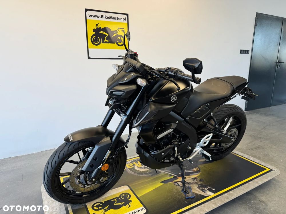 Yamaha MT - 4