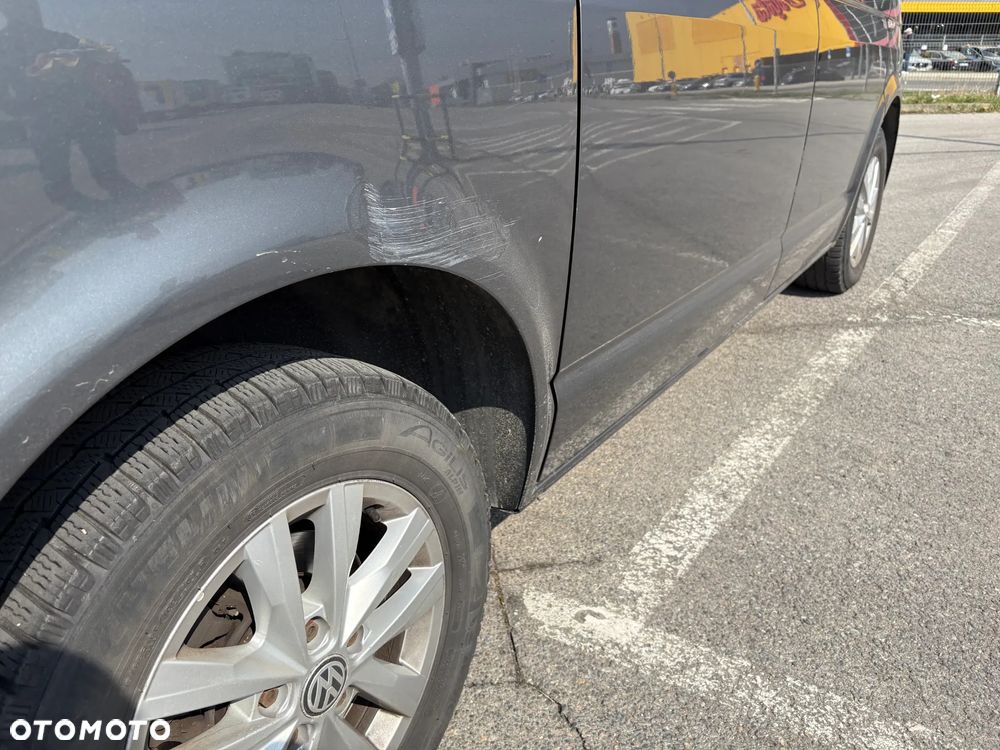 Volkswagen Multivan - 10