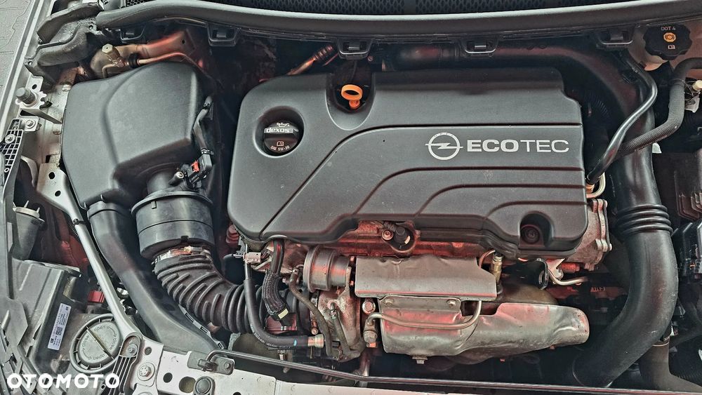 Opel Astra 1.4 Turbo Start/Stop Automatik ON - 23