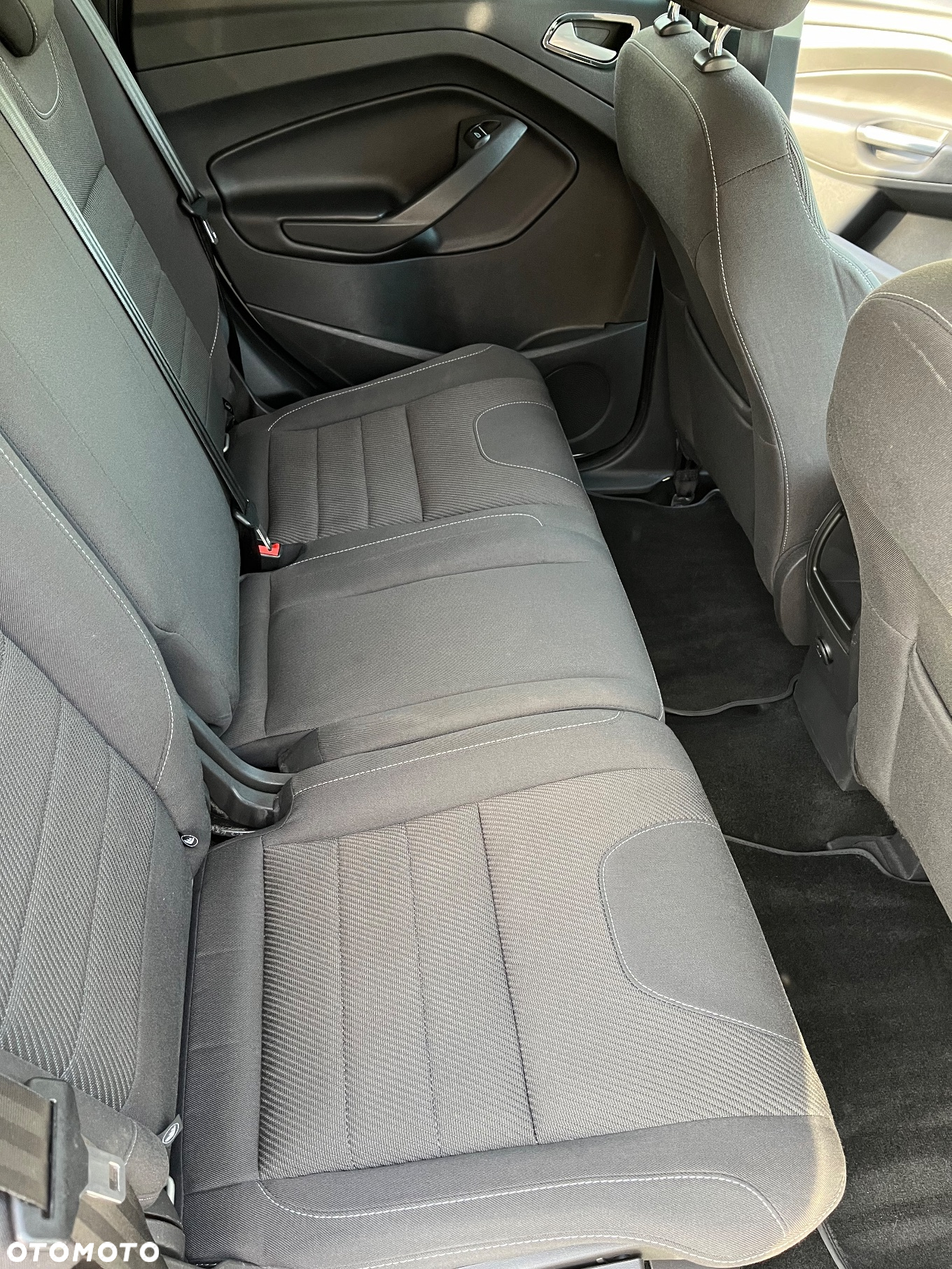 Ford Kuga - 23