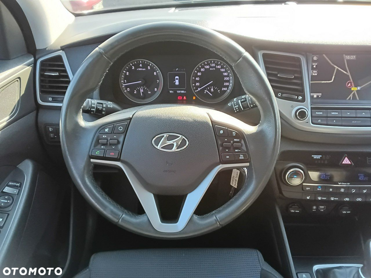 Hyundai Tucson 1.6 GDi Comfort 2WD - 23