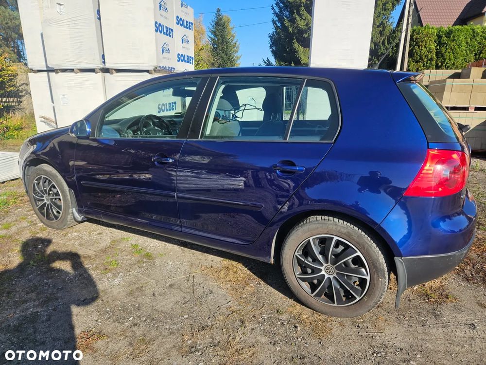 Volkswagen Golf - 8