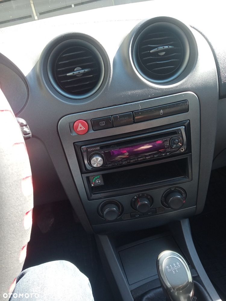 Seat Cordoba 1.4 16V Stylance - 11