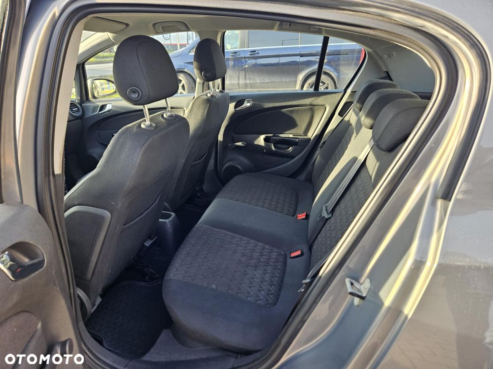 Opel Corsa 1.2 16V Edition 150 - 8