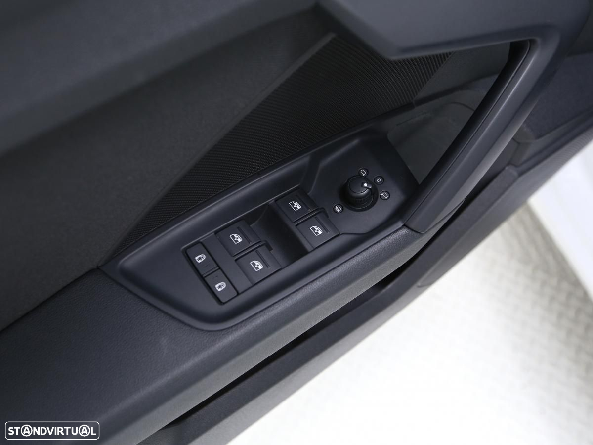 Audi A3 Sportback 30 TFSI S tronic - 13