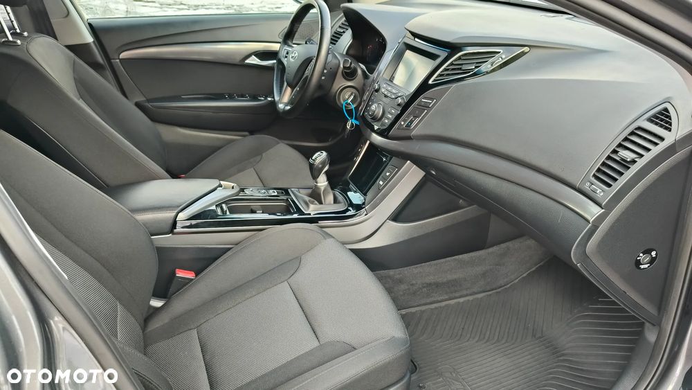 Hyundai i40 Kombi blue 1.6 CRDi Space - 14