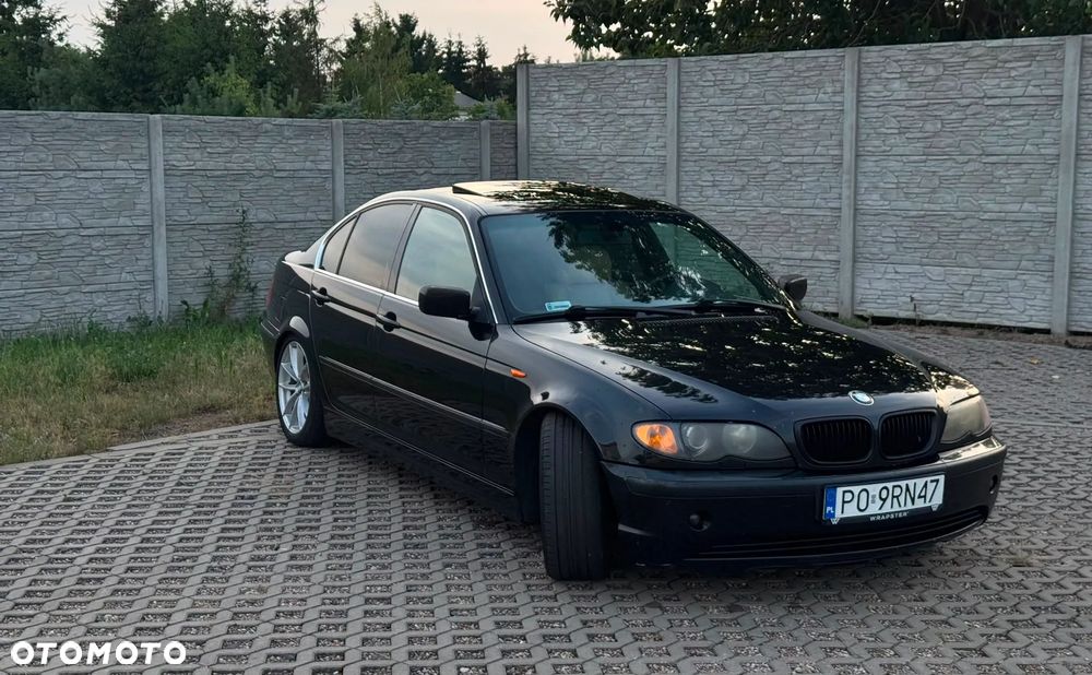 BMW Seria 3 325i - 2