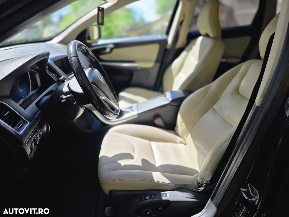 Volvo XC 60 D4 Geartronic Momentum - 2