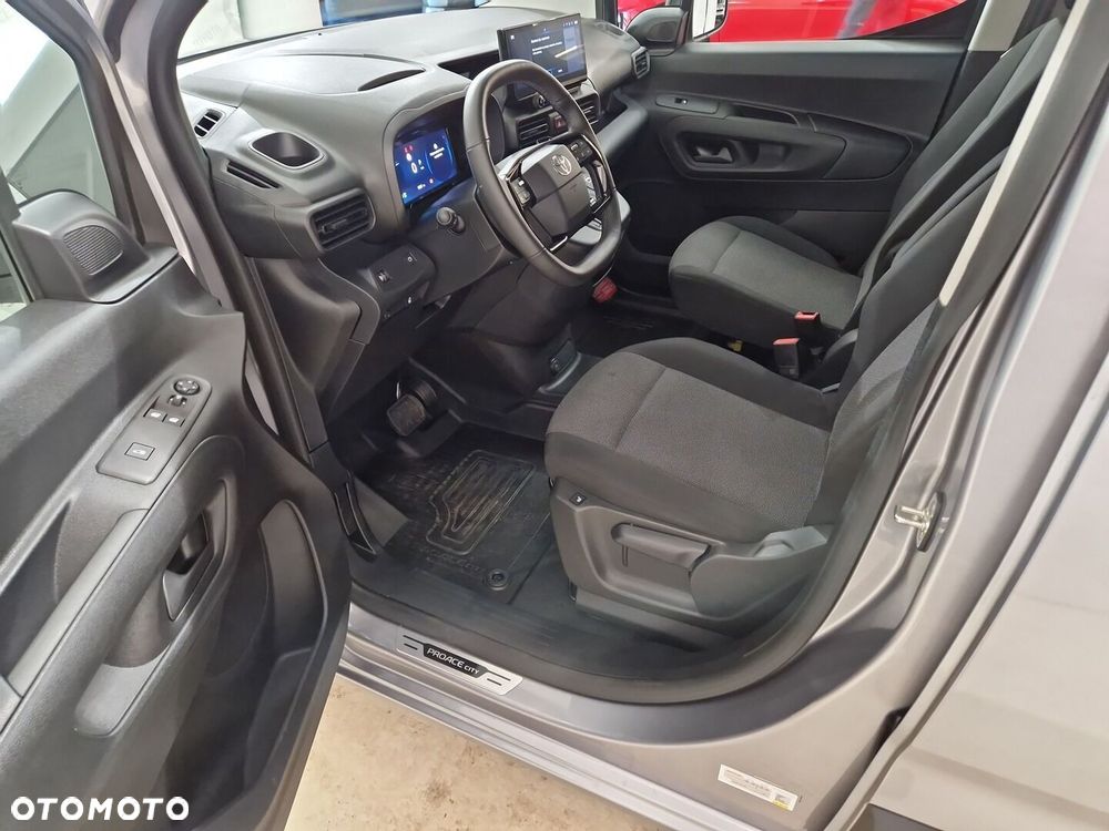 Toyota PROACE CITY - 11