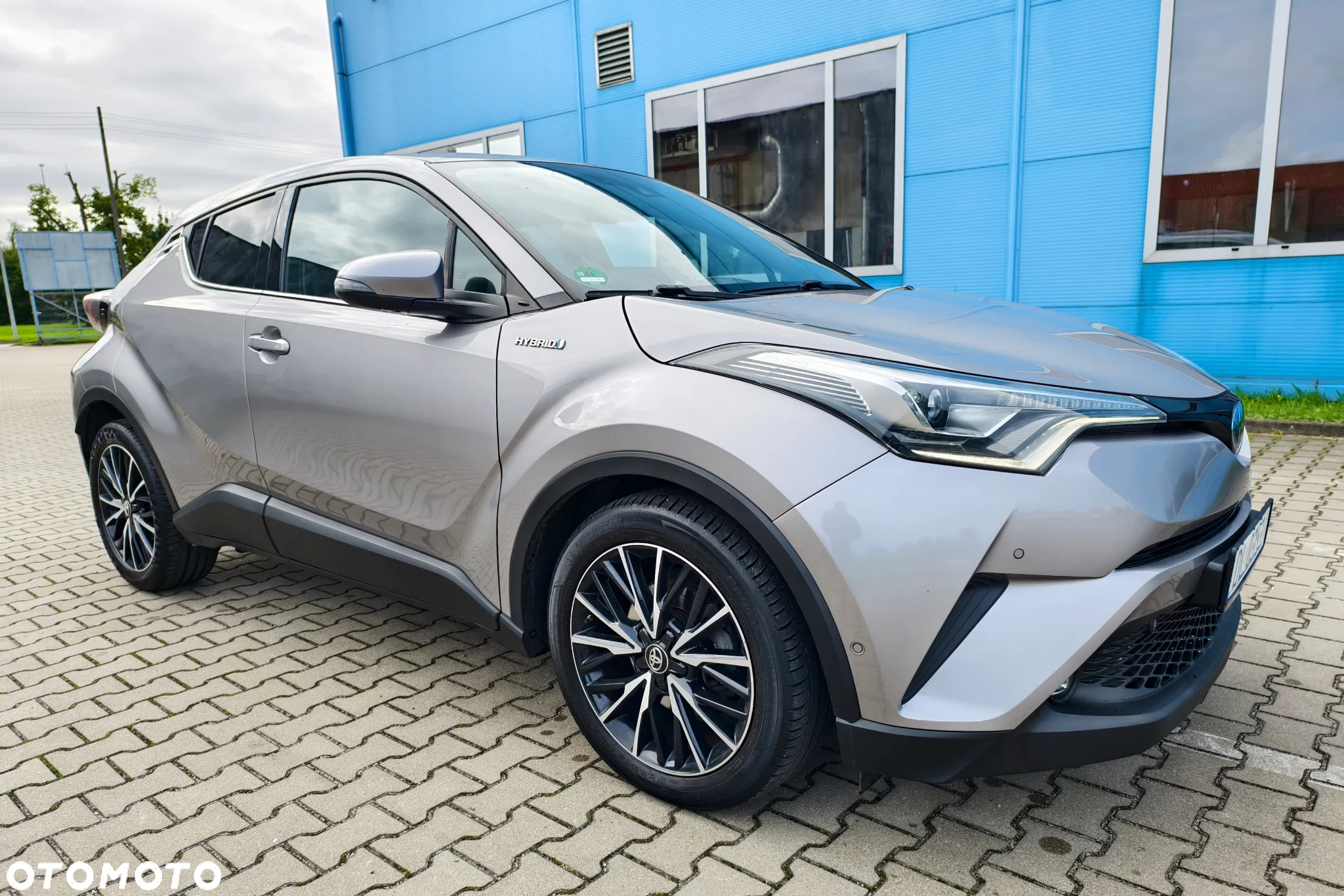 Toyota C-HR Hybrid Lounge - 7