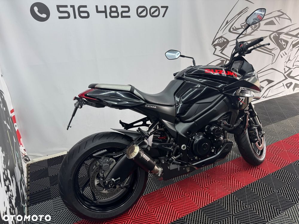 Suzuki GSX - 4