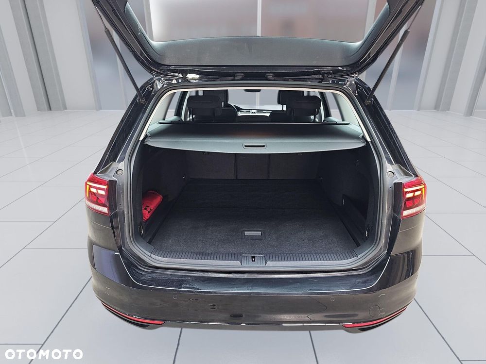 Volkswagen Passat Variant 1.5 TSI EVO Business DSG - 19