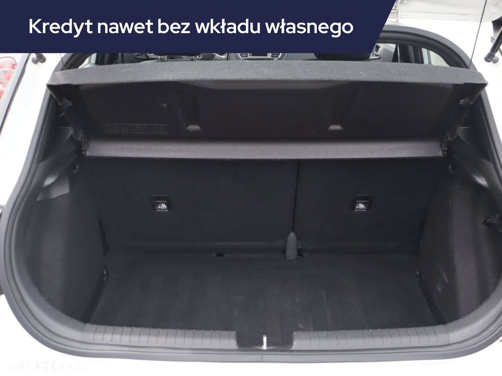 Hyundai i20 - 15