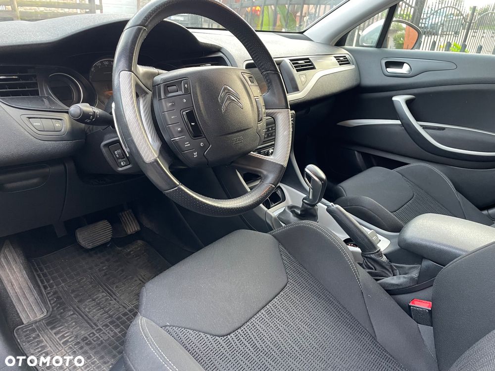 Citroën C5 Tourer e-HDi 115 EGS6 FAP Selection - 19