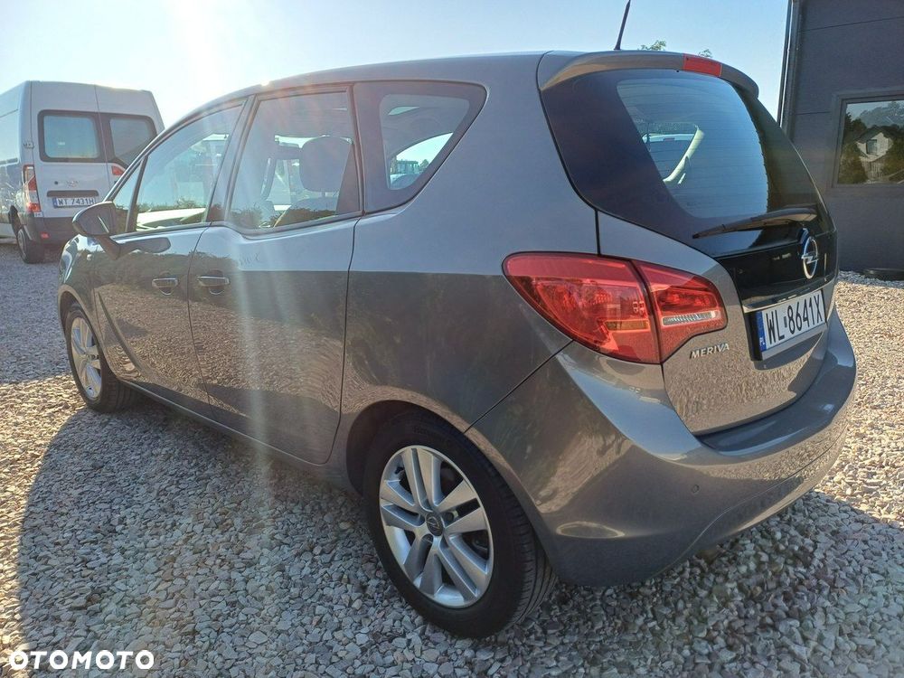 Opel Meriva - 9